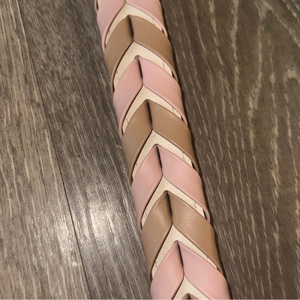 Louis Vuitton Croisette Shoulder Strap
Braided Leather - Picture 2 of 4